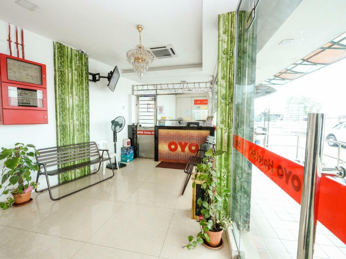 Oyo 982 Hotel Sk Kajang Luaran gambar